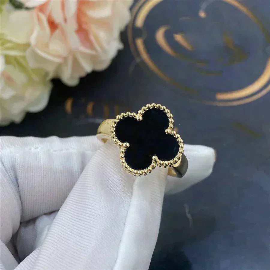 [Love More]CLOVER ONYX RING